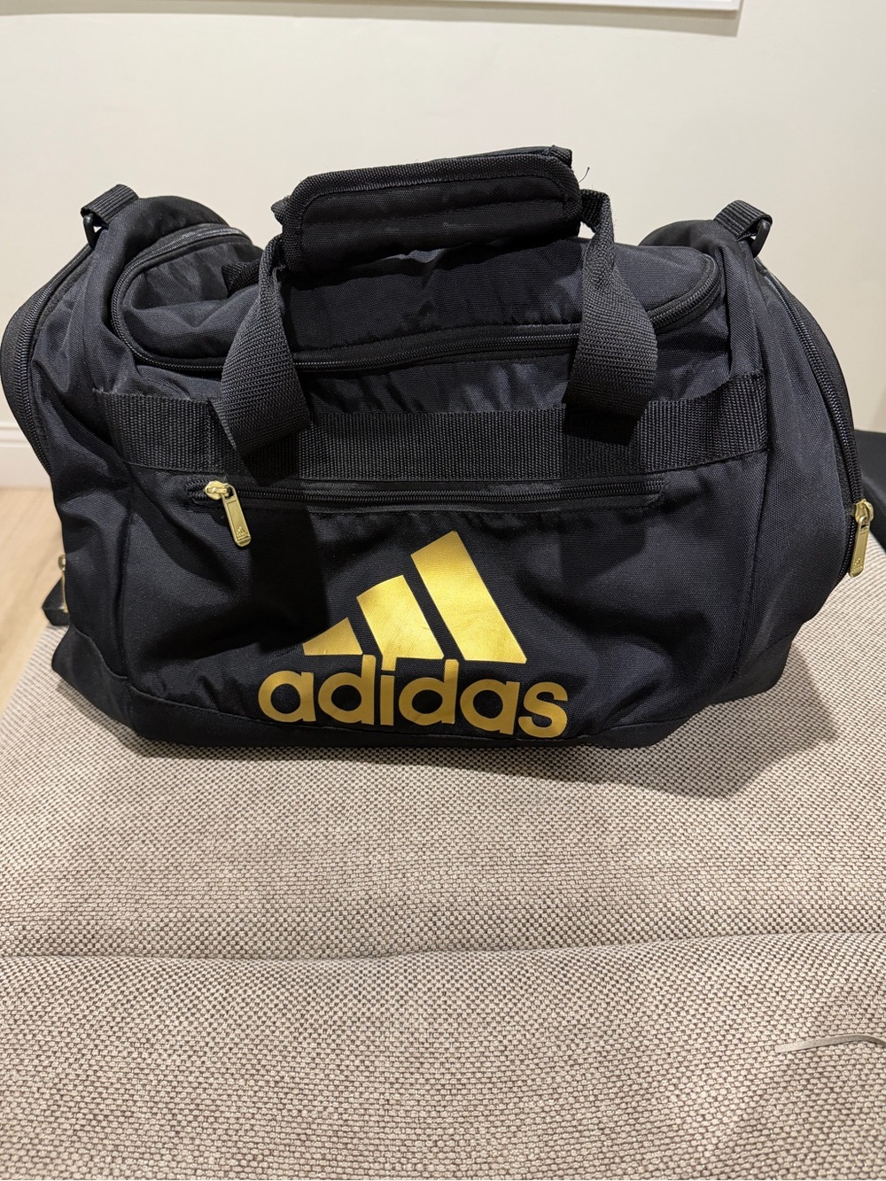 Adidas Defender IV Medium Duffel Bag Black Gold Gym Travel (No Long Strap)